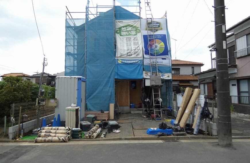 瀬谷区中屋敷新築