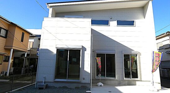 小田原市田島 敷地66坪 4LDK 庭＆駐車場3台付 新築一戸建て　ご成約済み