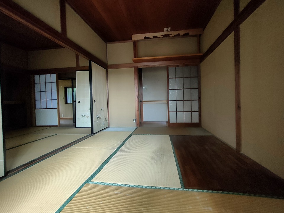 大磯町生沢借家