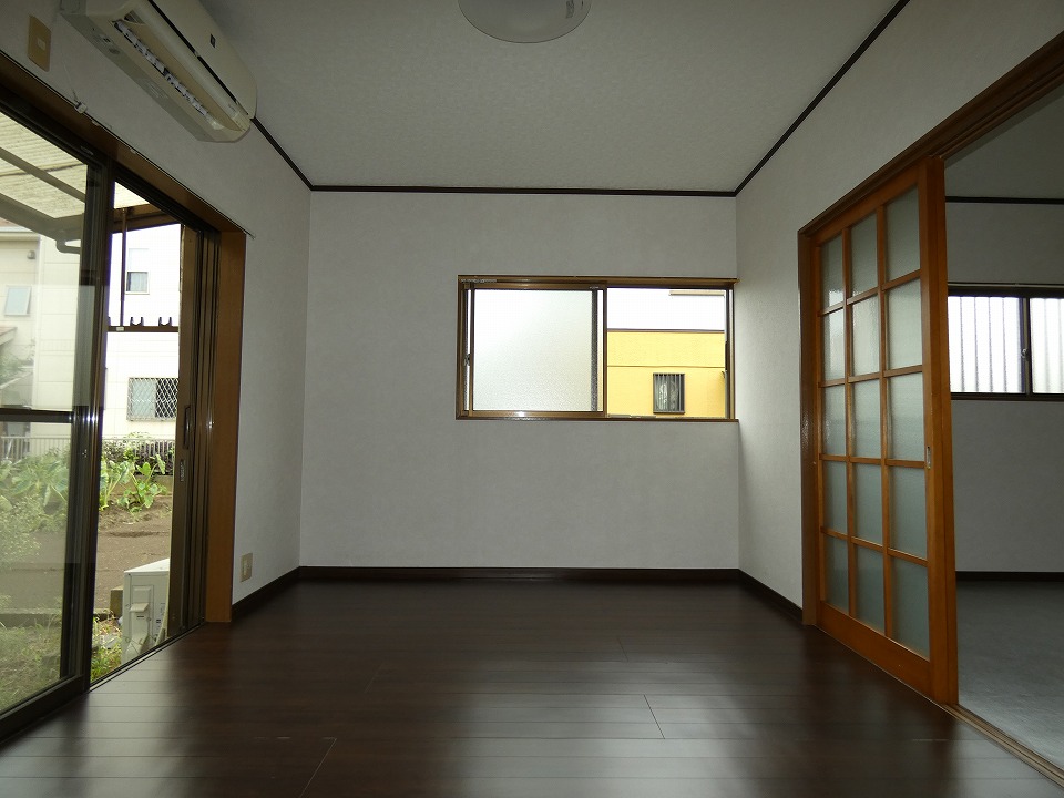 テラスハウス越野