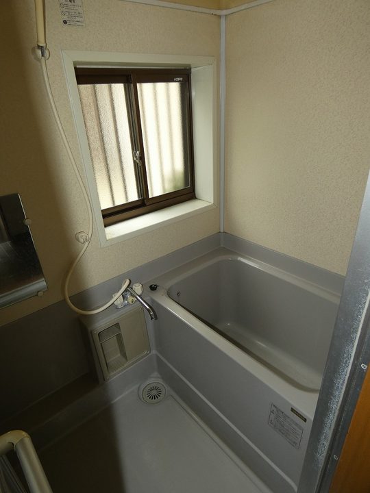 テラスハウス越野