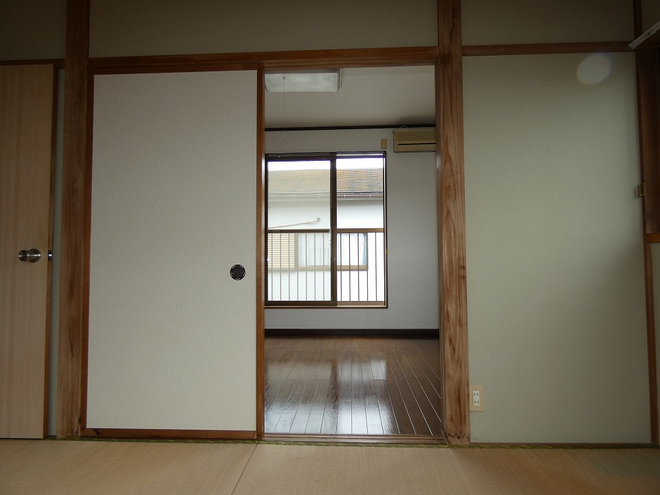 テラスハウス越野