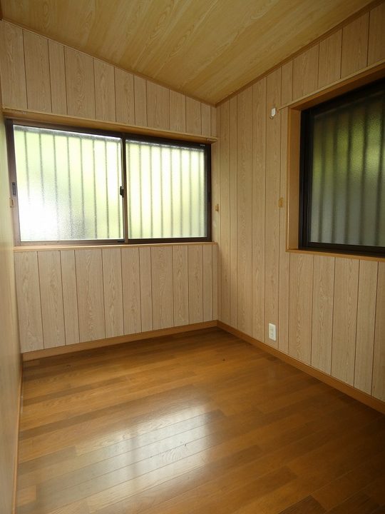 大磯町生沢借家