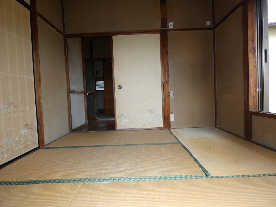 大磯町生沢借家